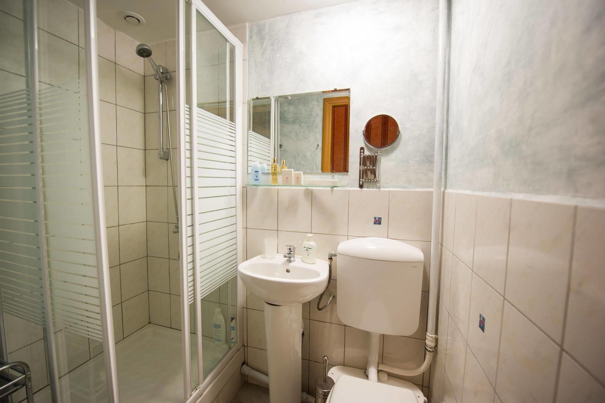 Art Domus Reale Bed & Breakfast Rome Luaran gambar